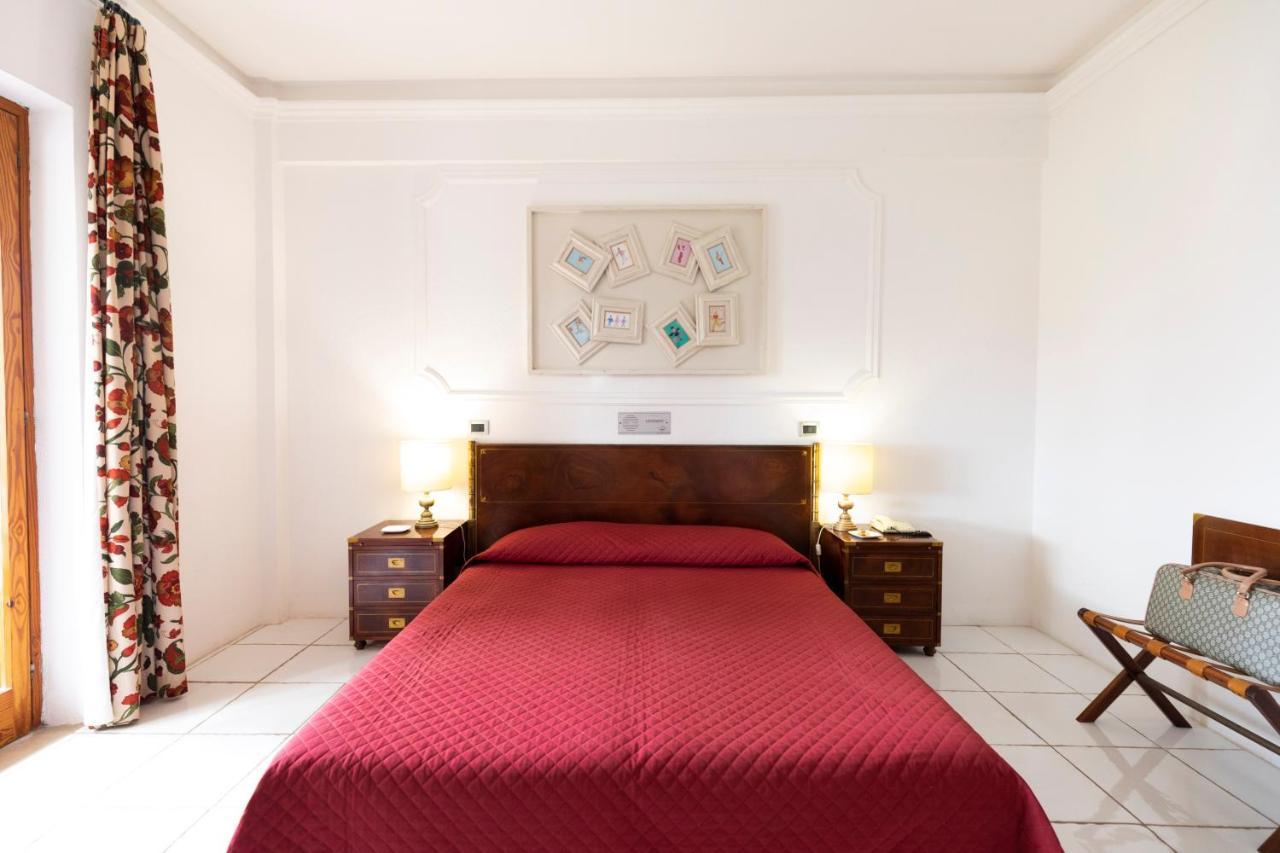 Hotel Grand De Rose Scalea